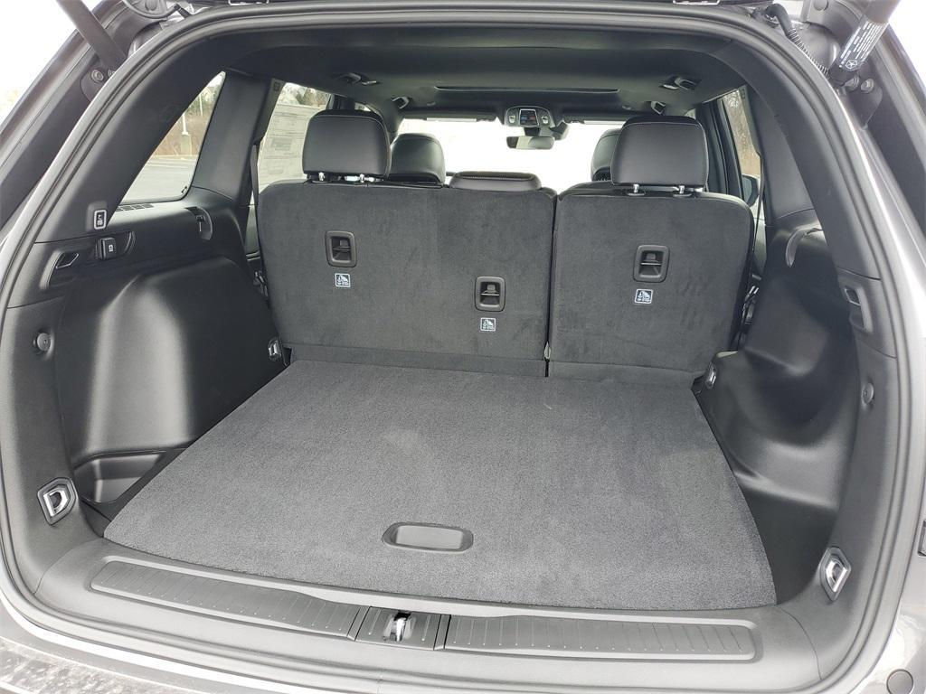 new 2025 Jeep Grand Cherokee car, priced at $39,111