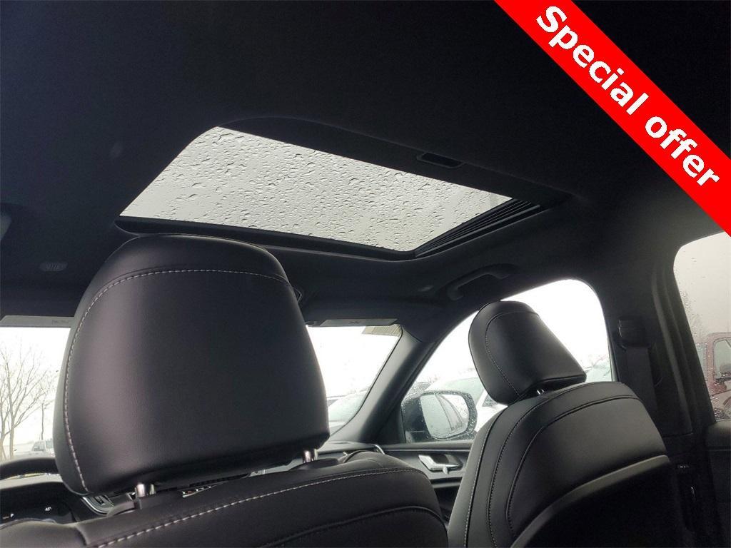 new 2025 Jeep Grand Cherokee L car, priced at $40,977