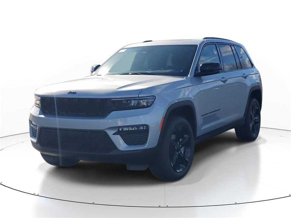 new 2025 Jeep Grand Cherokee car, priced at $48,781