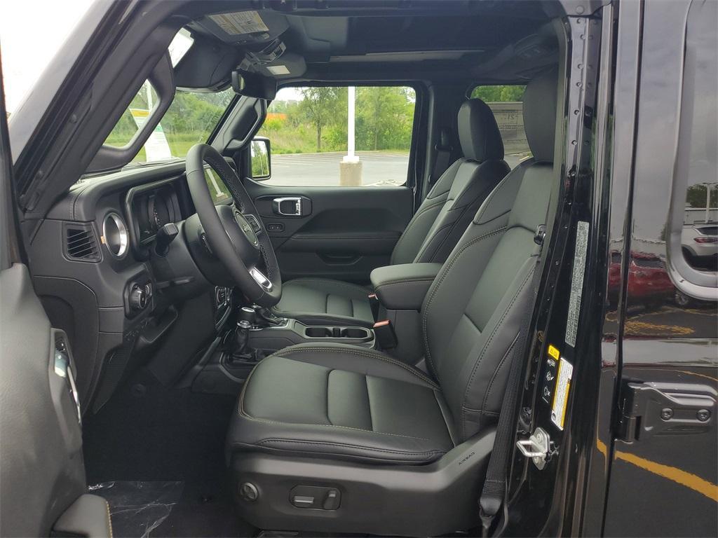 new 2025 Jeep Wrangler car, priced at $50,453