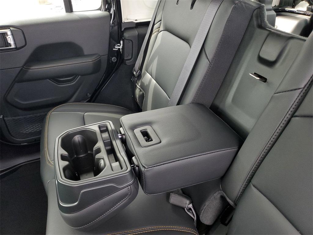 new 2025 Jeep Wrangler car, priced at $50,453