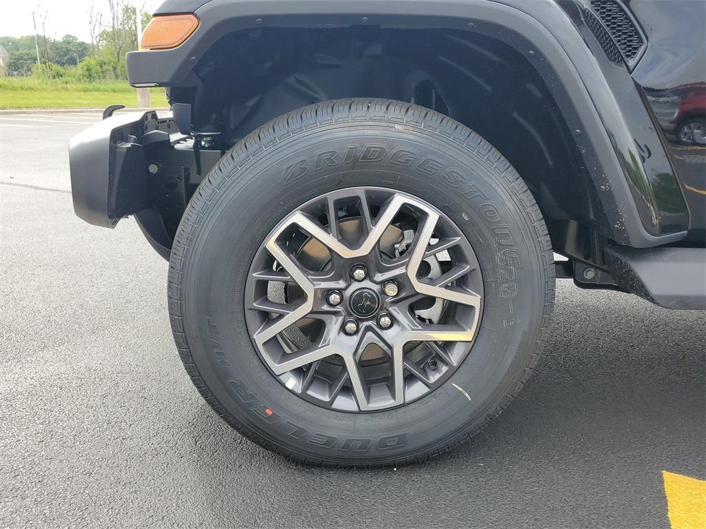 new 2025 Jeep Wrangler car, priced at $50,453
