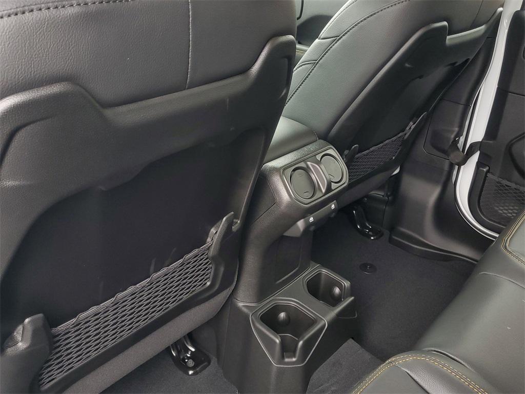 new 2025 Jeep Gladiator car, priced at $45,998