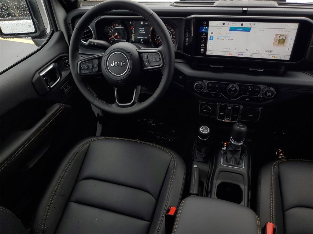 new 2025 Jeep Gladiator car, priced at $45,998