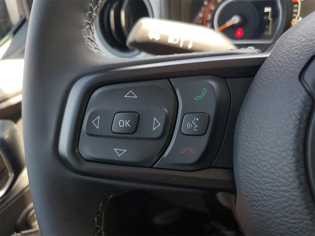 new 2025 Jeep Wrangler car, priced at $37,769