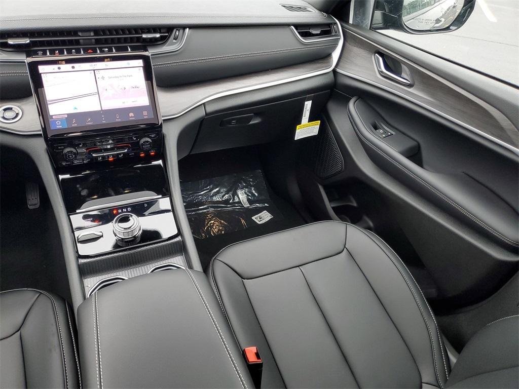 new 2025 Jeep Grand Cherokee L car, priced at $46,309