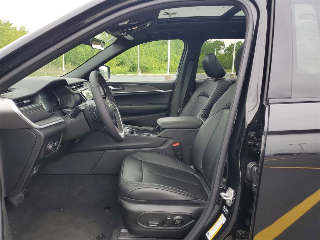 new 2025 Jeep Grand Cherokee L car, priced at $46,309