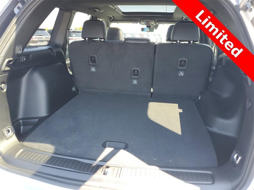new 2025 Jeep Grand Cherokee car, priced at $49,494