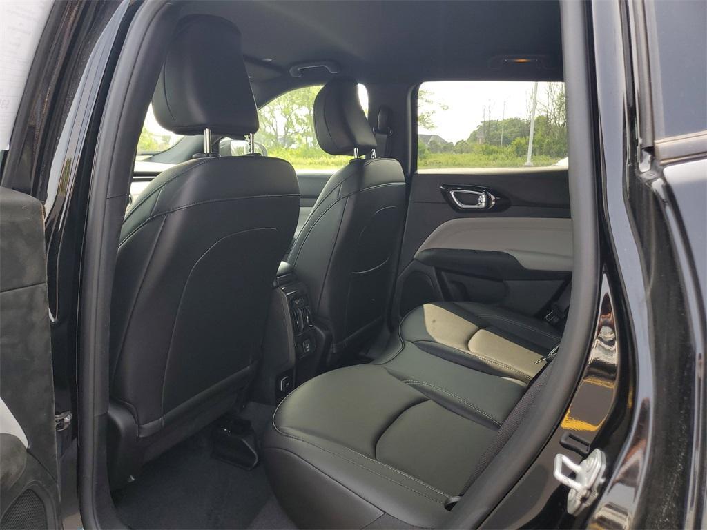 new 2025 Jeep Compass car, priced at $29,508