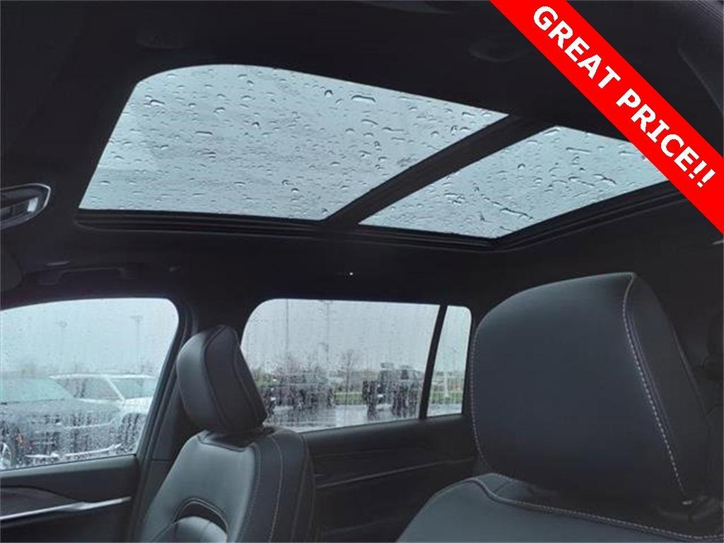 new 2024 Jeep Grand Cherokee L car, priced at $45,977