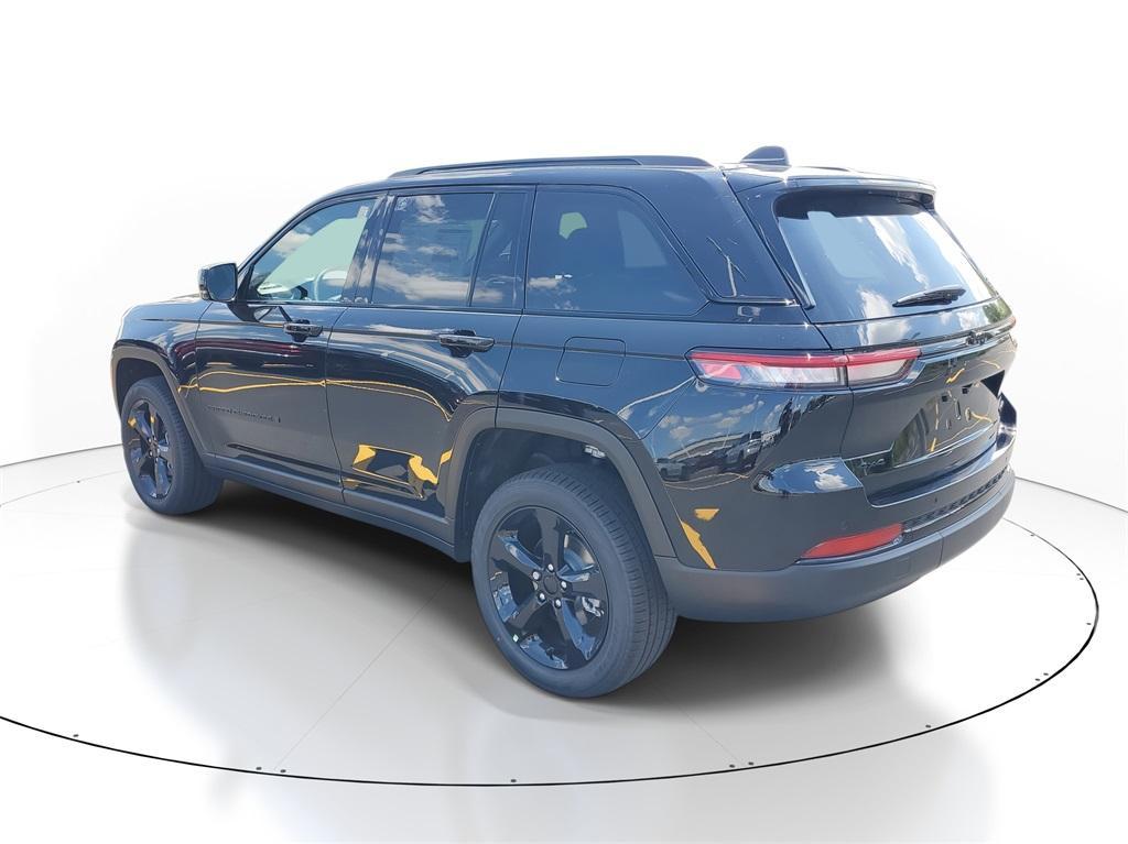 new 2025 Jeep Grand Cherokee car, priced at $41,862