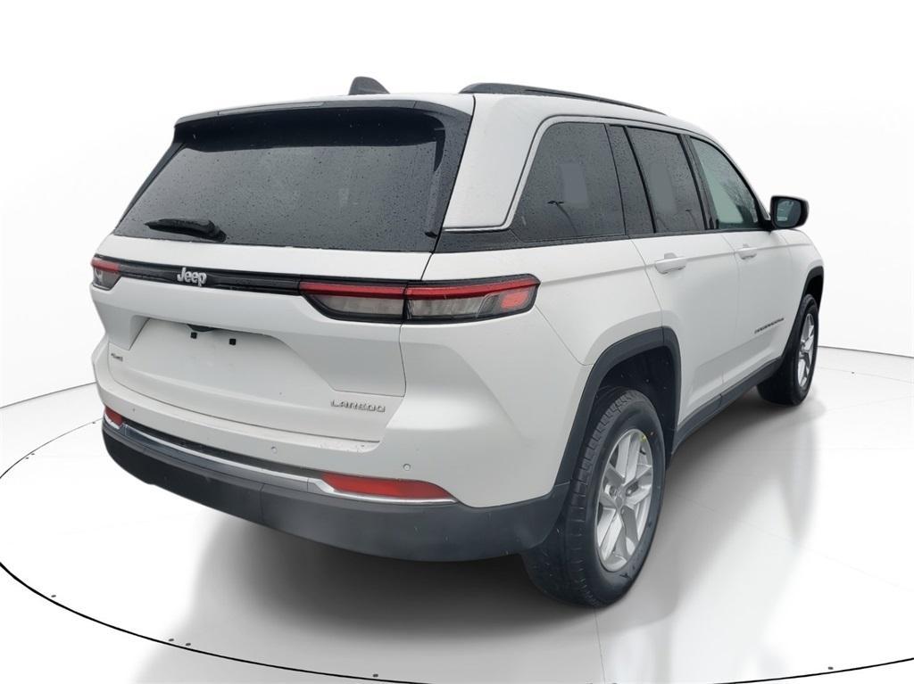 new 2025 Jeep Grand Cherokee car, priced at $38,375