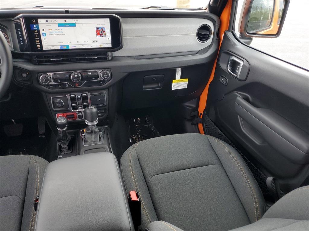new 2025 Jeep Wrangler car, priced at $50,369