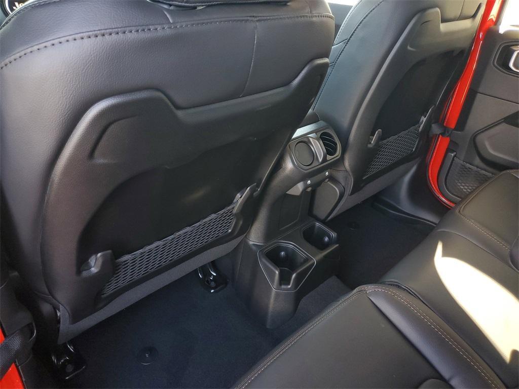 new 2025 Jeep Gladiator car, priced at $46,660