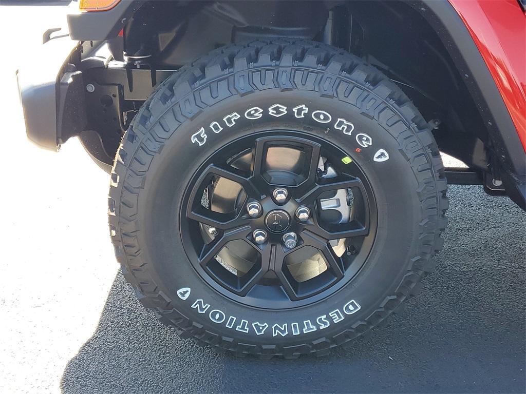 new 2025 Jeep Gladiator car, priced at $46,660