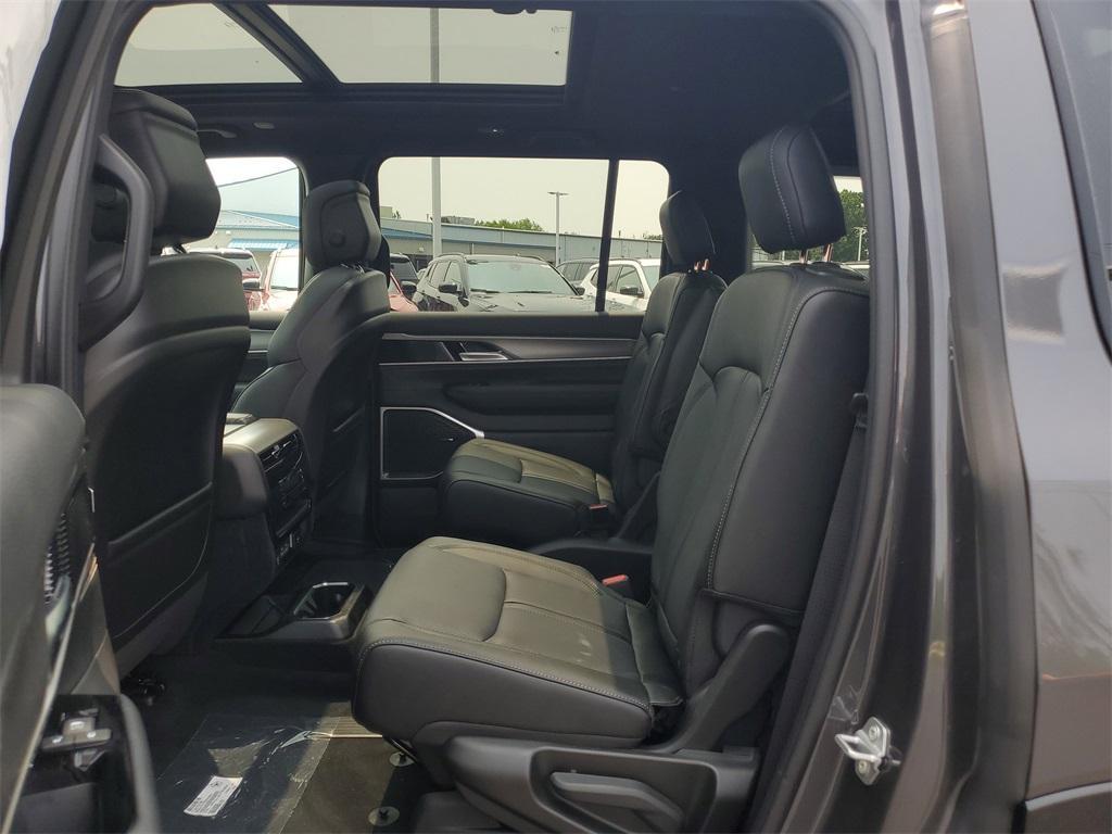 new 2025 Jeep Wagoneer car, priced at $75,530