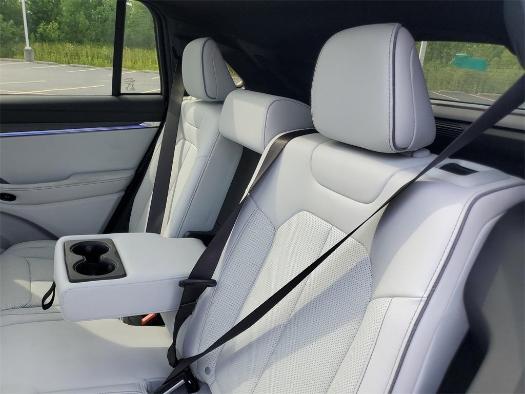new 2025 Jeep Wagoneer S car, priced at $45,417