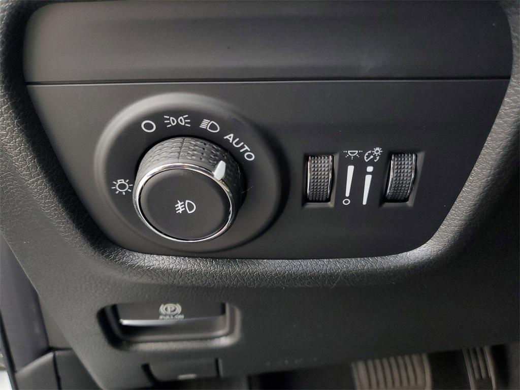 new 2025 Jeep Grand Cherokee L car, priced at $48,524