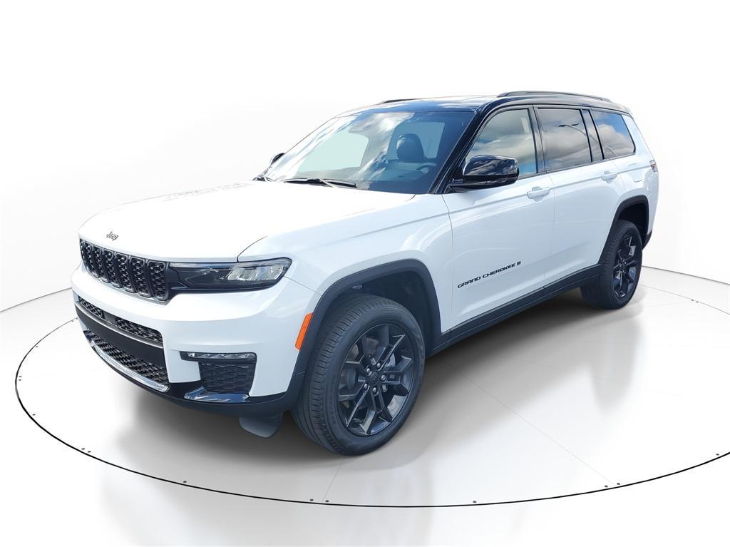new 2025 Jeep Grand Cherokee L car, priced at $48,524