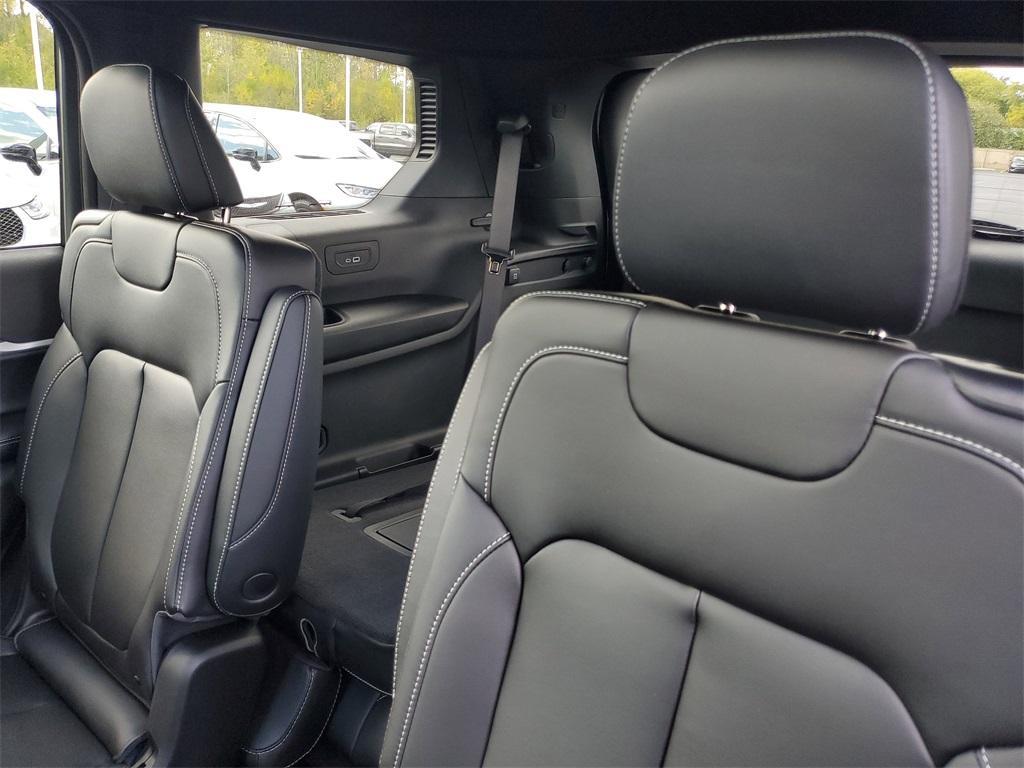 new 2025 Jeep Grand Cherokee L car, priced at $48,524