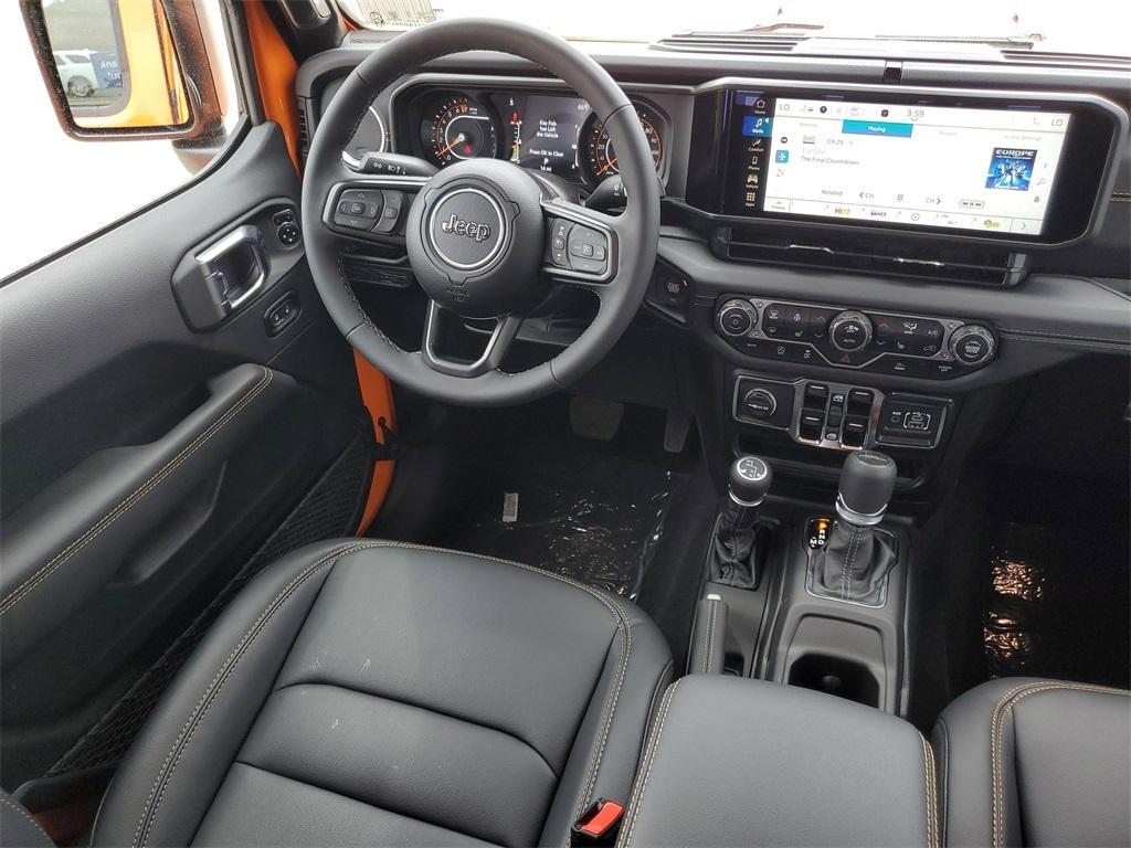 new 2025 Jeep Gladiator car, priced at $43,995