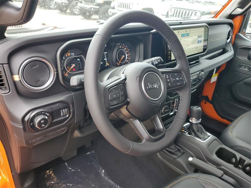 new 2025 Jeep Gladiator car, priced at $43,995