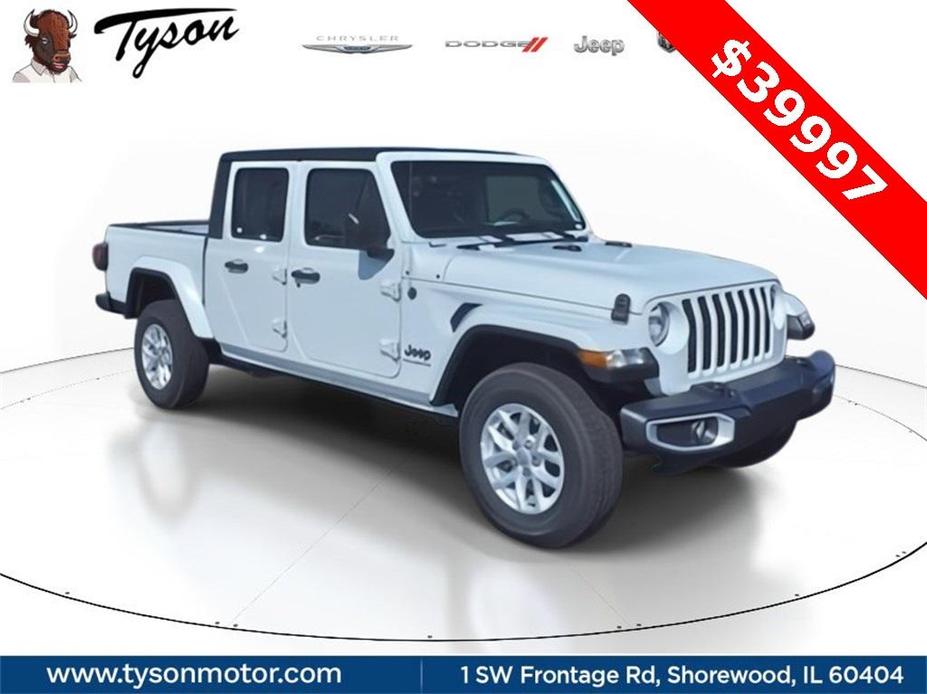 new 2023 Jeep Gladiator car, priced at $47,218