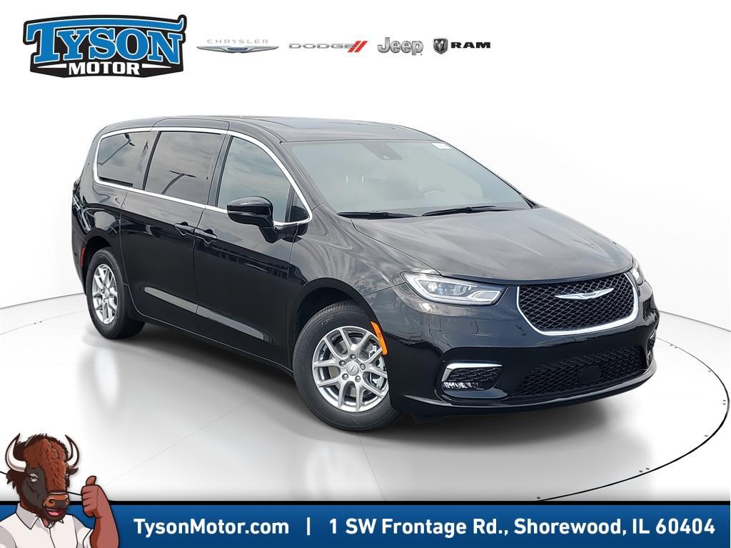 new 2025 Chrysler Pacifica car, priced at $36,488