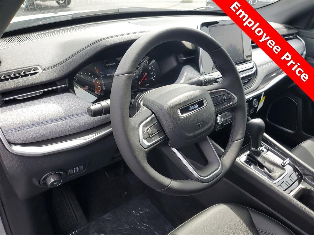 new 2025 Jeep Compass car, priced at $25,365