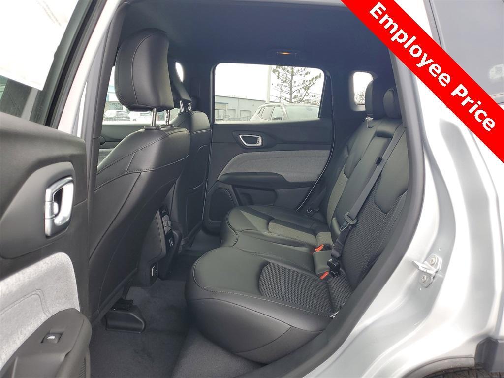 new 2025 Jeep Compass car, priced at $25,365