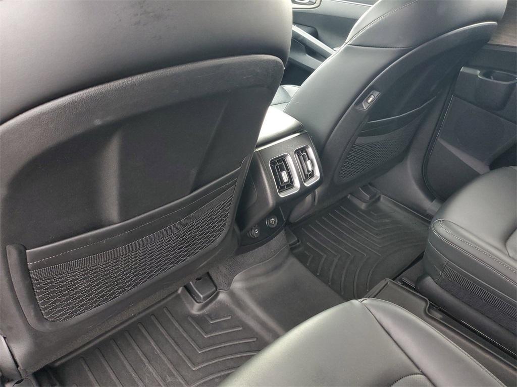used 2023 Kia Sorento car, priced at $26,788