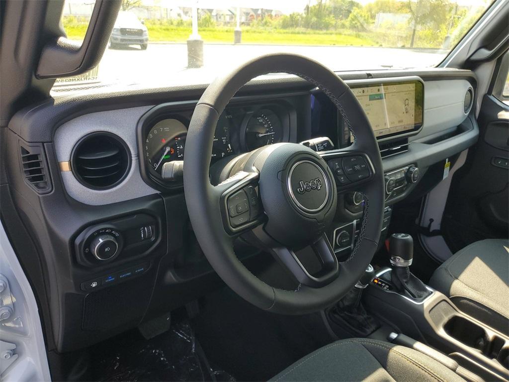 new 2025 Jeep Wrangler 4xe car