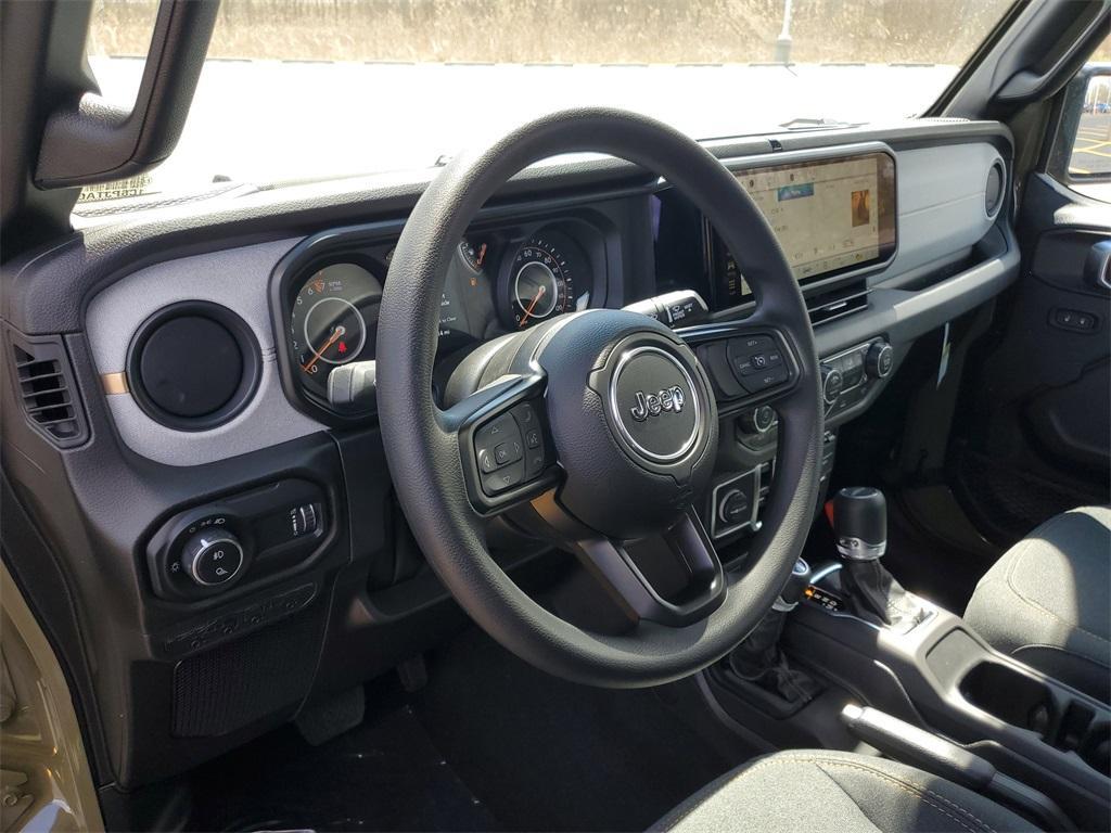 new 2025 Jeep Gladiator car, priced at $38,805