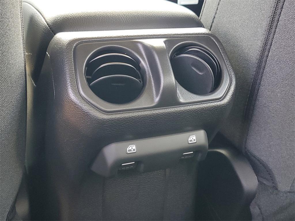new 2025 Jeep Gladiator car, priced at $38,805