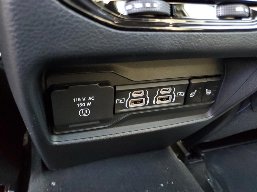 new 2025 Jeep Grand Cherokee car, priced at $46,361