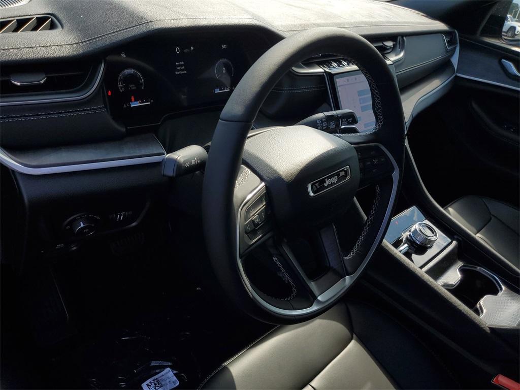 new 2025 Jeep Grand Cherokee car, priced at $46,361