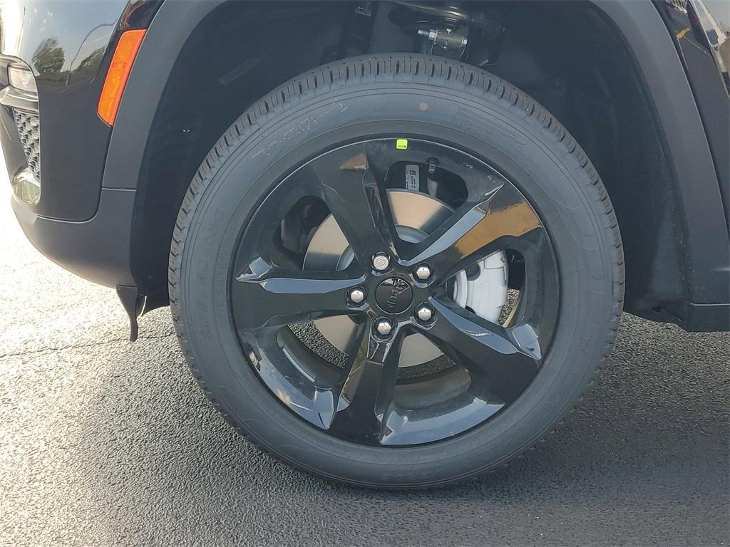 new 2025 Jeep Grand Cherokee car, priced at $46,361