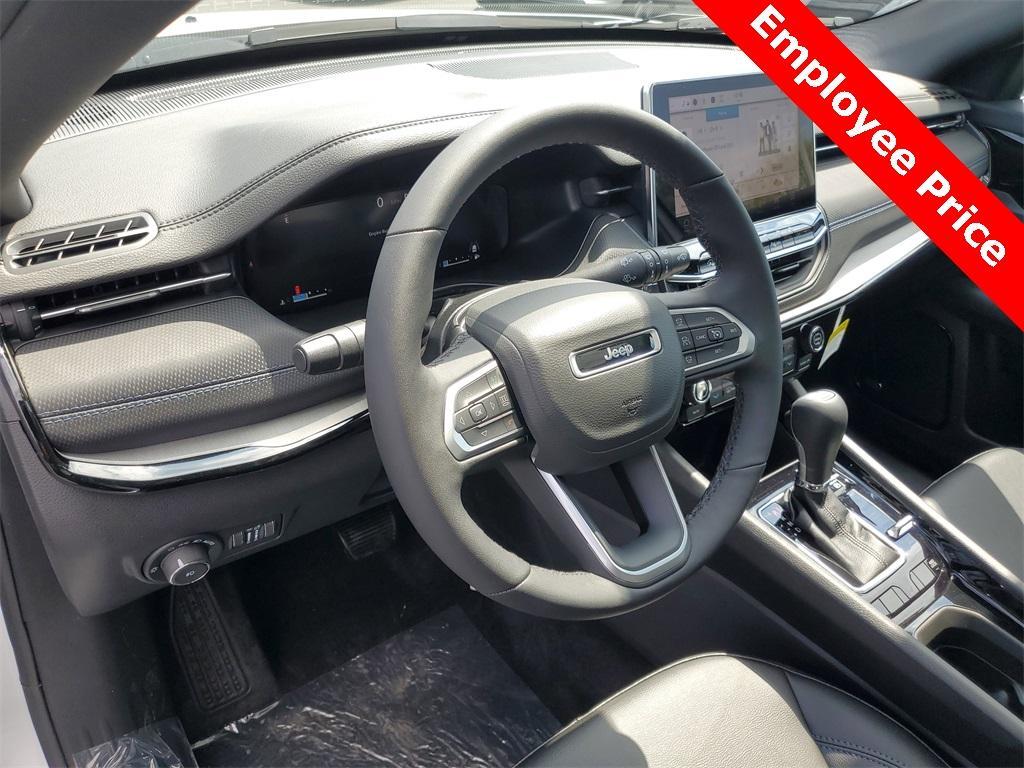 new 2025 Jeep Compass car, priced at $31,226