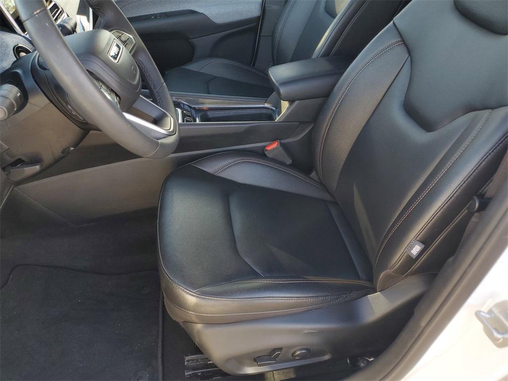 used 2024 Jeep Compass car, priced at $25,266