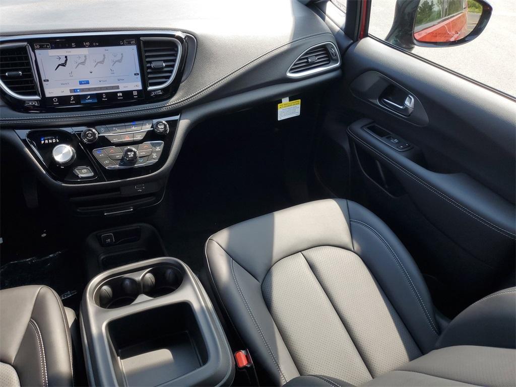 new 2026 Chrysler Pacifica car, priced at $45,302