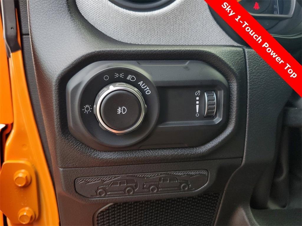 new 2025 Jeep Wrangler car, priced at $45,504