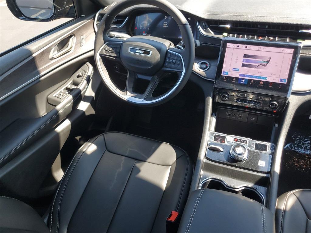 new 2025 Jeep Grand Cherokee car, priced at $45,408