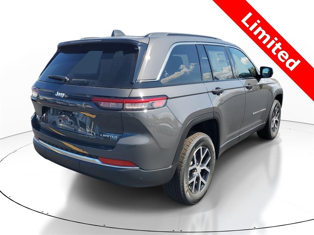 new 2025 Jeep Grand Cherokee car, priced at $44,408