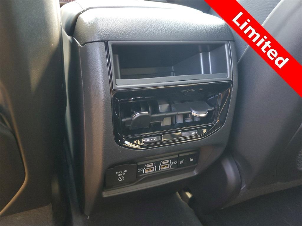 new 2025 Jeep Grand Cherokee car, priced at $44,408