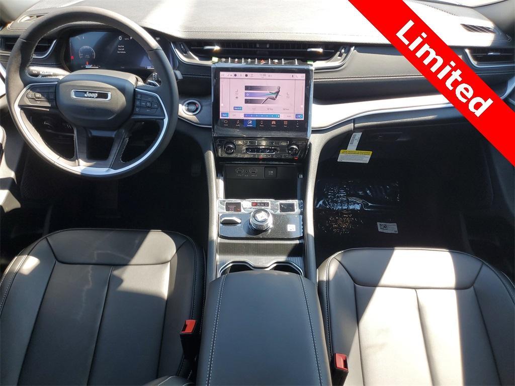 new 2025 Jeep Grand Cherokee car, priced at $44,408