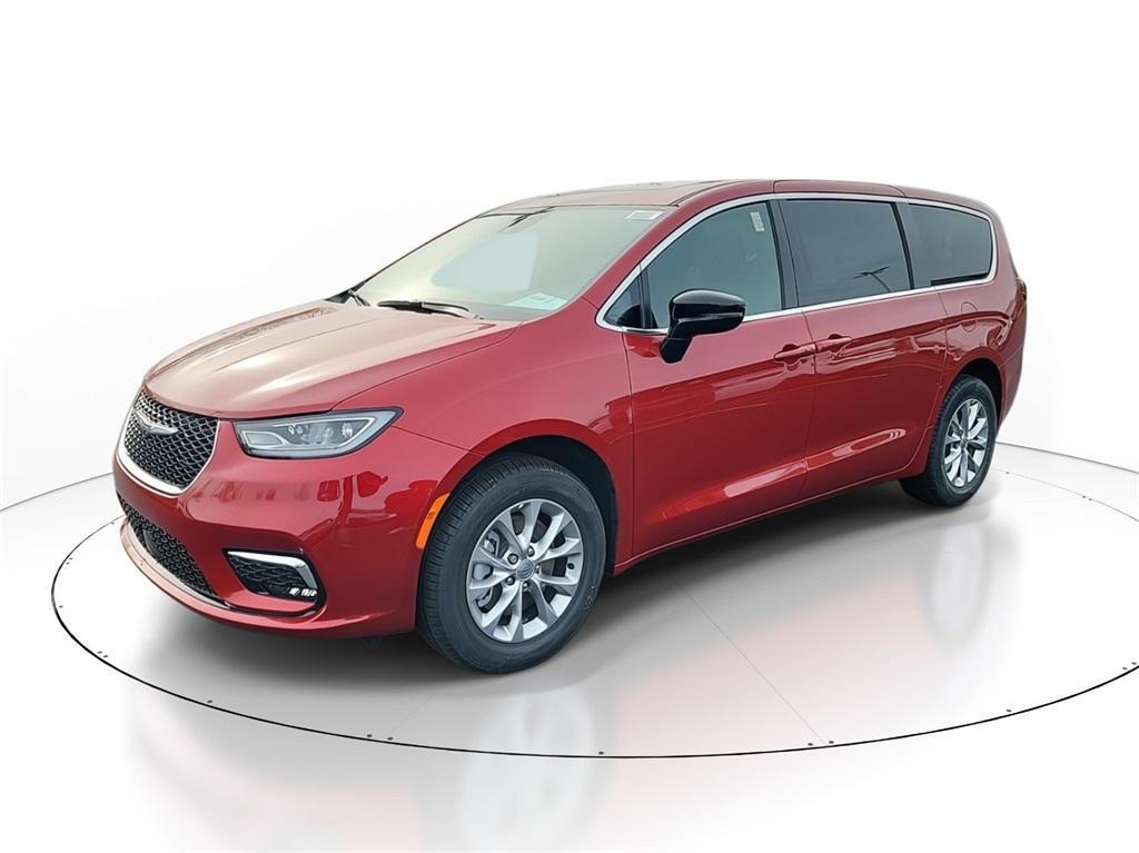 new 2025 Chrysler Pacifica car, priced at $46,030