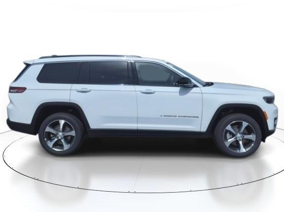 new 2024 Jeep Grand Cherokee L car, priced at $44,645