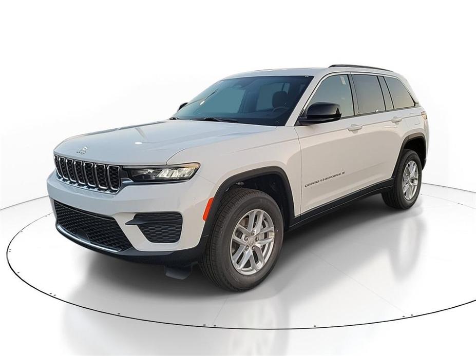 new 2025 Jeep Grand Cherokee car, priced at $41,970