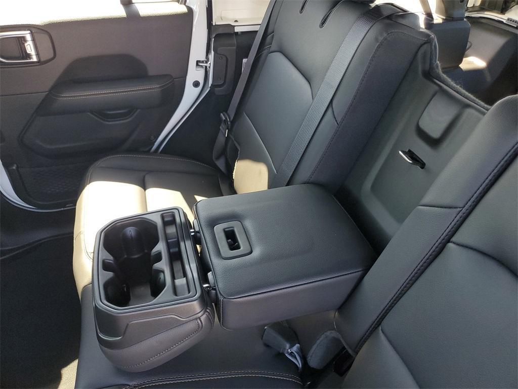 new 2025 Jeep Wrangler car, priced at $50,943