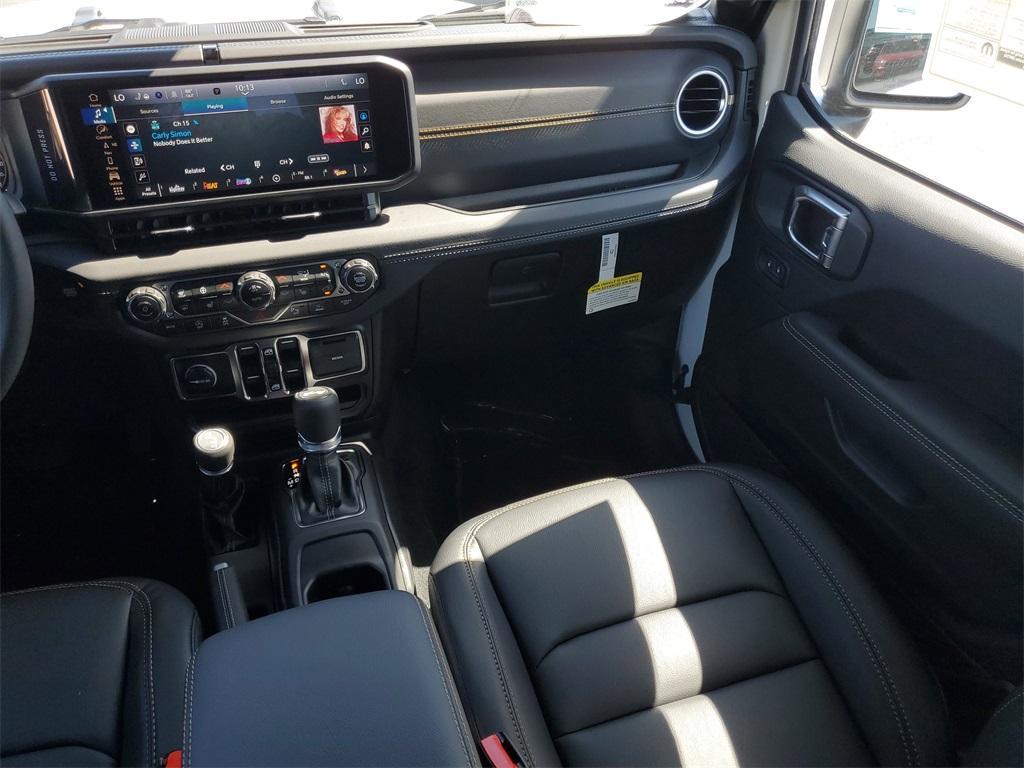 new 2025 Jeep Wrangler car, priced at $50,943